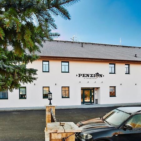 Penzion Al Capone Mnisek Mníšek pod Brdy Eksteriør bilde
